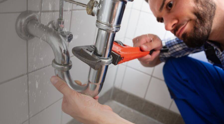 Professional same day plumber services in Fontanelle, IA